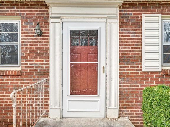 2nd image of 8793 Dickerson Mill Rd