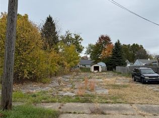 Fulmer Ave, Akron, OH 44312