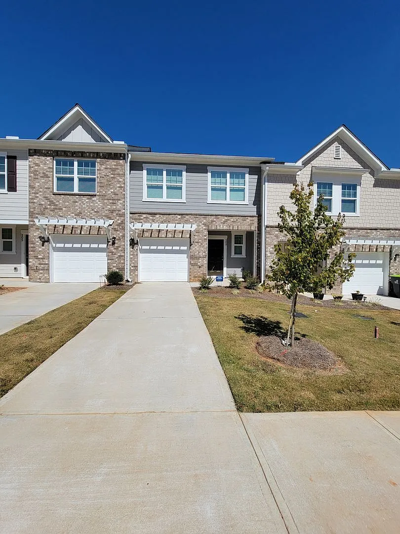 Building Photo - 209 Swindon Dr