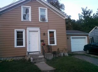 3 Leroy St, Camillus, NY 13031