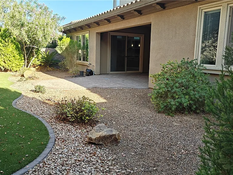2868 Josephine Dr — Photo 51