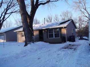 308 Oak Ave, Baltic, SD 57003