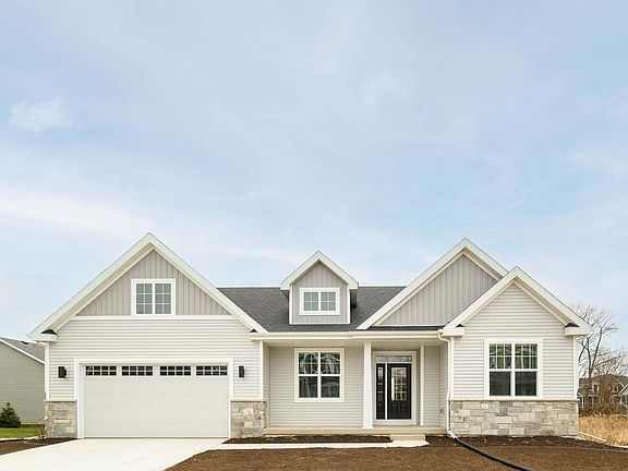 3rd image of 6251 Prairie Wood Dr