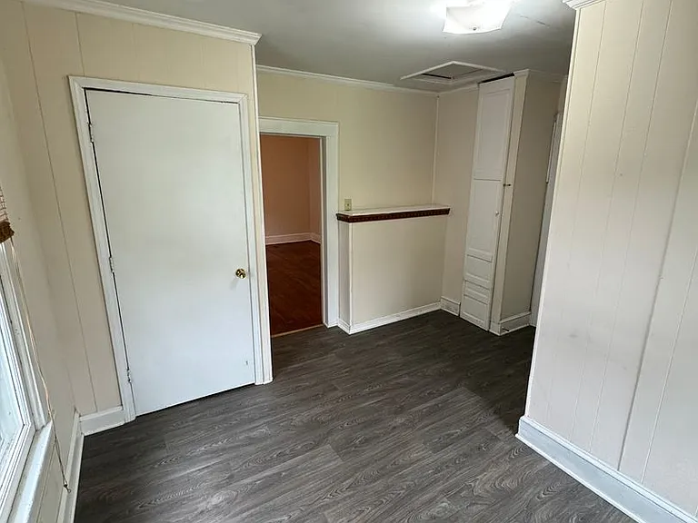 805 Alma Ave — Photo 10