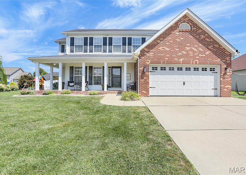 1st image of 215 Ashford Dr