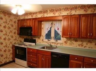 4022 Virgin St, Monroeville, PA 15146