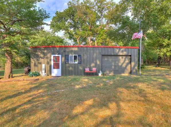 8442 N 3982nd Dr, Copan, OK 74022