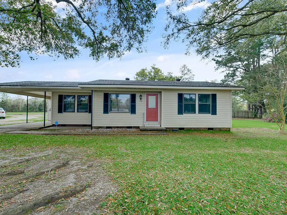 216 E Milton Ave