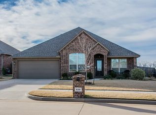 620 Signalman Rd, Yukon, OK 73099