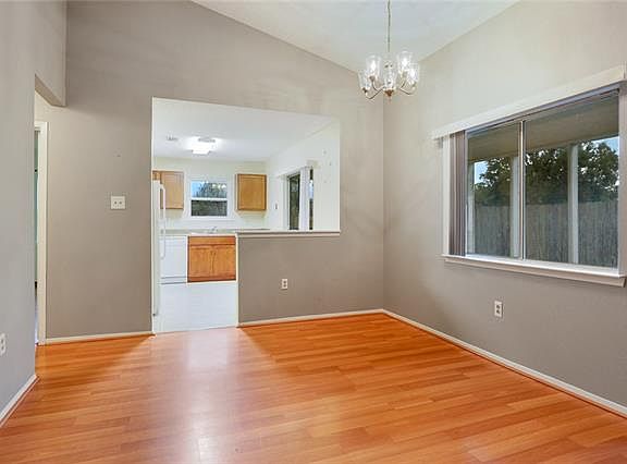 4th image of 1629 Timberlane Estate Dr