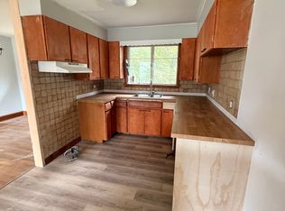 2975 Joseph Howe Dr, Halifax, NS B3L4H1
