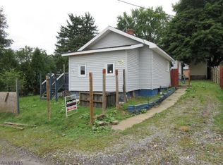 311 Baynton Ave, Altoona, PA 16602