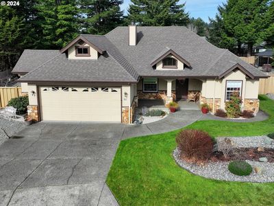 911 Midland Way, Brookings, OR, 97415