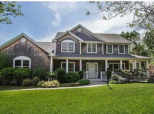 21 Fleetwood Dr, Saunderstown, RI 02874