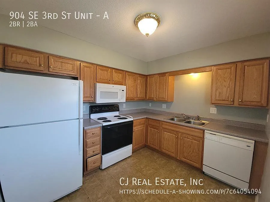 2 bed, 1.5 bath, $1,245 — Photo 4