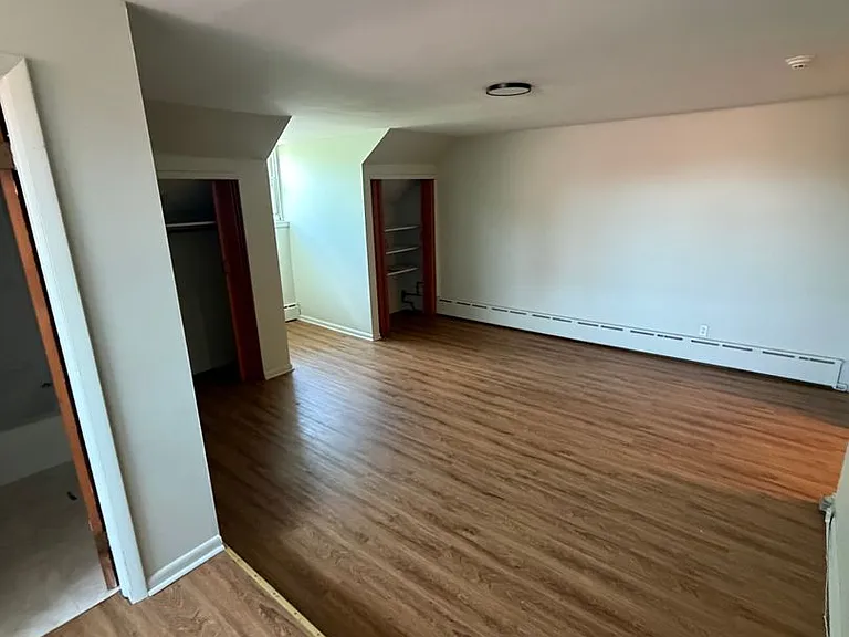644 Madison Avenue — Photo 4