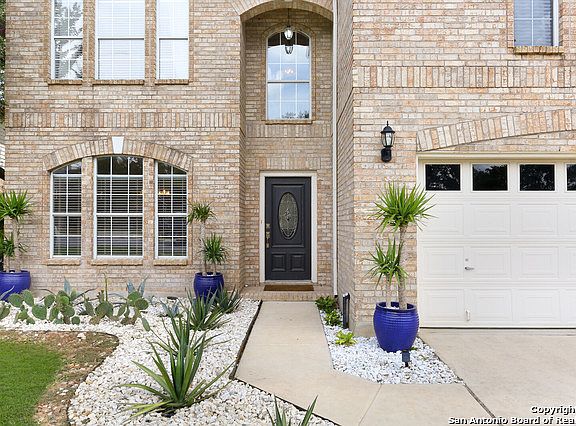 3rd image of 614 Belmark Ct