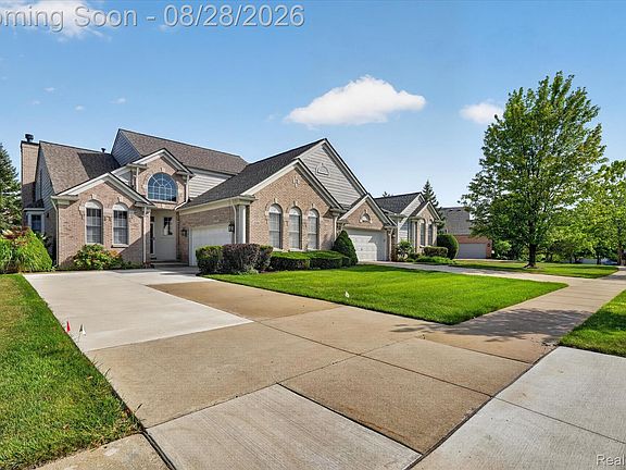 2nd image of 16590 Cottonwood Ct