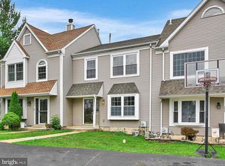 151 Marie Cir, Aston, PA 19014