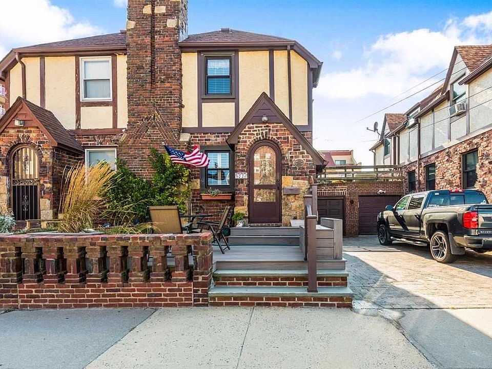 1st image of 53 Roosevelt Ave