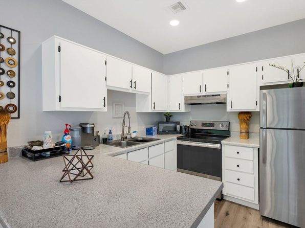 3201 E Fort Lowell Rd #1102