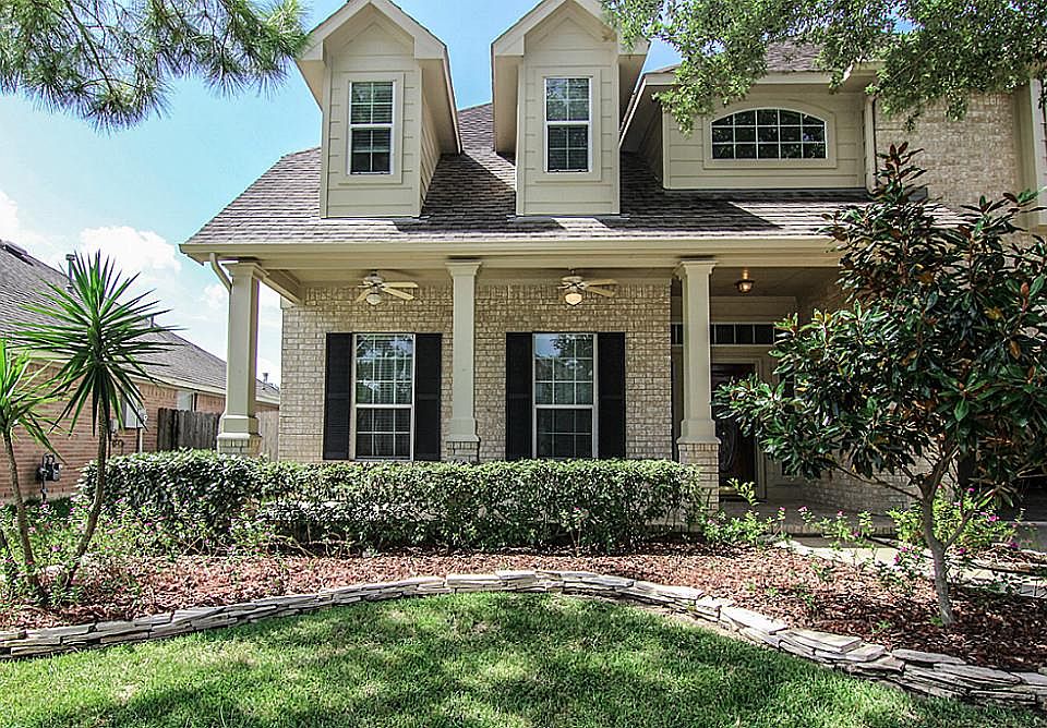 1st image of 6802 Paigetree Ln
