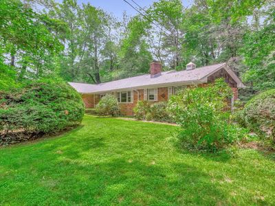 15 Carol Court, Dix Hills, NY, 11746