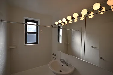 Rented by Silverstein Collection LLC 