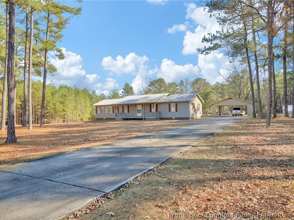 2888 Bethel Baptist Rd, Spring Lake, NC 28390