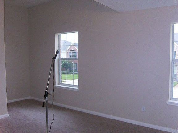 Large secondary bedrooms