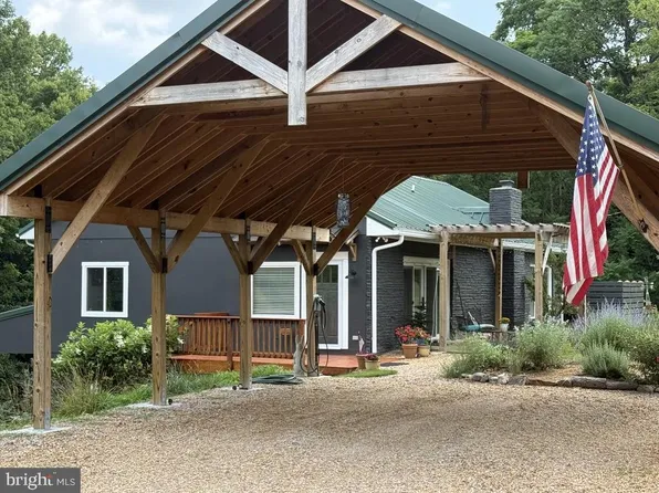 92 Fidlers Way, Shepherdstown, WV 25443
