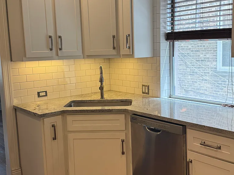 4414 N Ashland Ave #1E — Photo 4