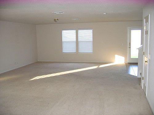 4th image of 604 Abbeyglen Castle Dr