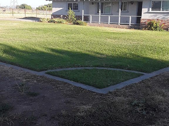 2nd image of 3660 Van Dusen Ave
