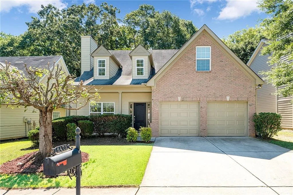 6473 Grand Hickory Dr