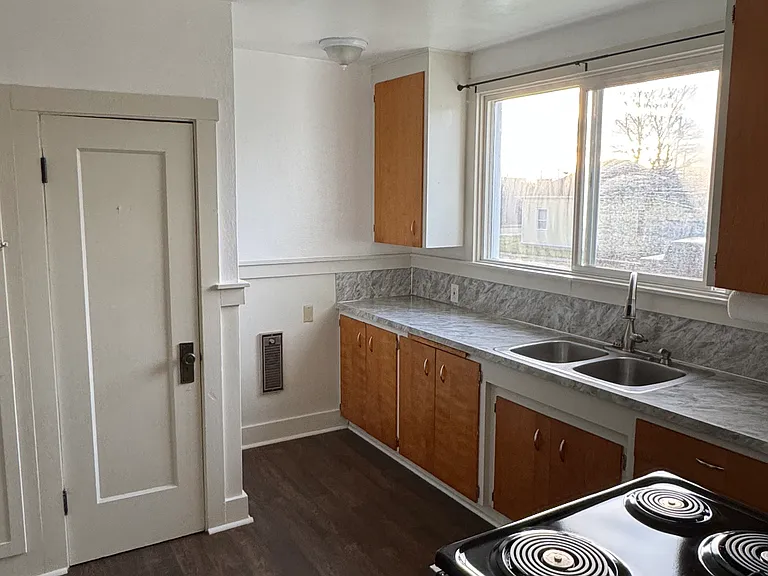 122 S Sylvia St #138 — Photo 2