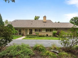 1055 North Ave, Highland Park, IL