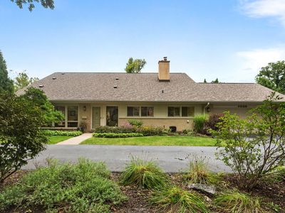 1055 North Ave, Highland Park, IL, 60035