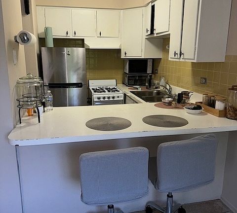 5th image of 5348 N Cumberland Ave APT 308