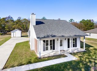 31601 Meadowlark Ln, Denham Springs, LA 70726