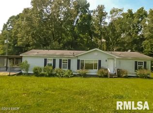 165 Reynolds Cemetery Rd, Harrisburg, IL 62946