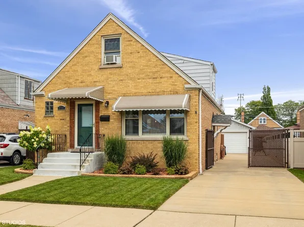 5741 S Nagle Ave, Chicago, IL 60638