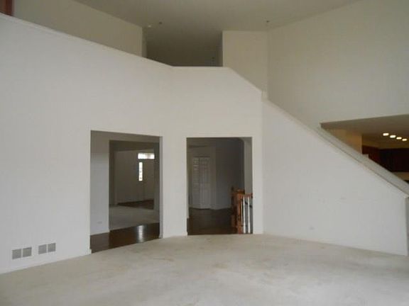 4th image of 507 Pond Gate Dr