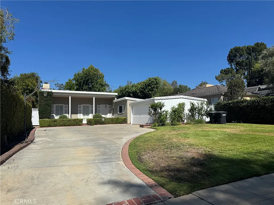 565 Sierra Vista Ave