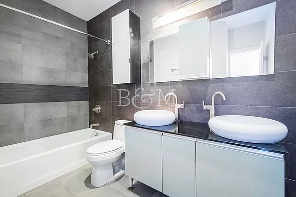 Sold by Brick&Mortar | media 13
