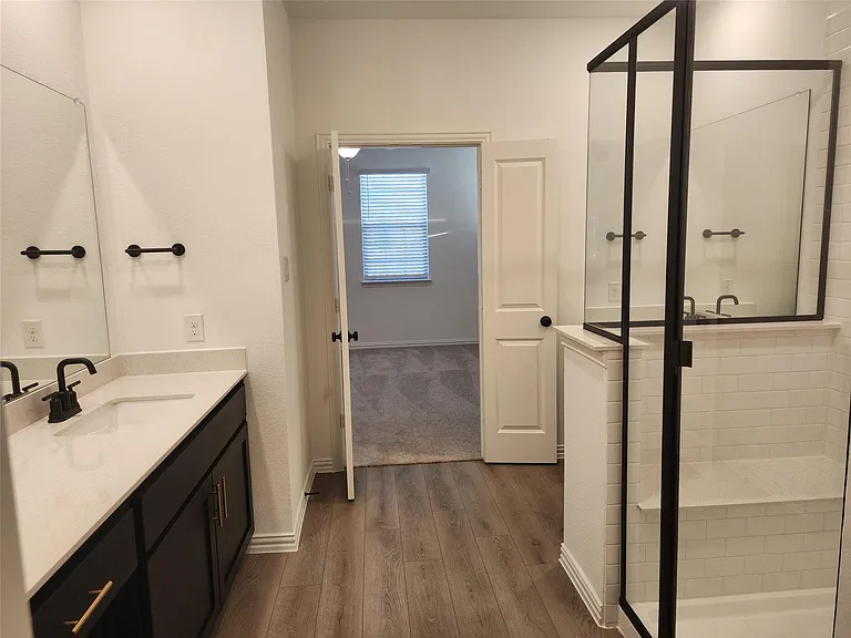 627 Redwood Way — Photo 8