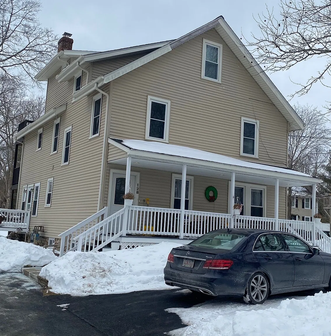 3 bed, 1100 sqft, $2,800 — Photo 2