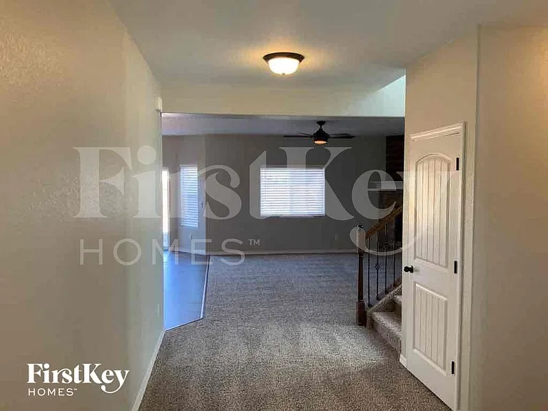 3644 Saguaro Cir — Photo 5