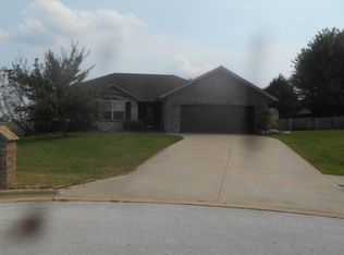 976 Jake Flood Cir, Nixa, MO 65714