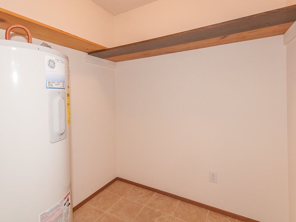 1st image of 618 75th St SE APT 204
